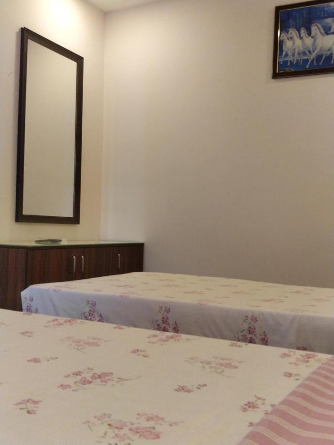 Majestic Inn Thiruvananthapuram Εξωτερικό φωτογραφία