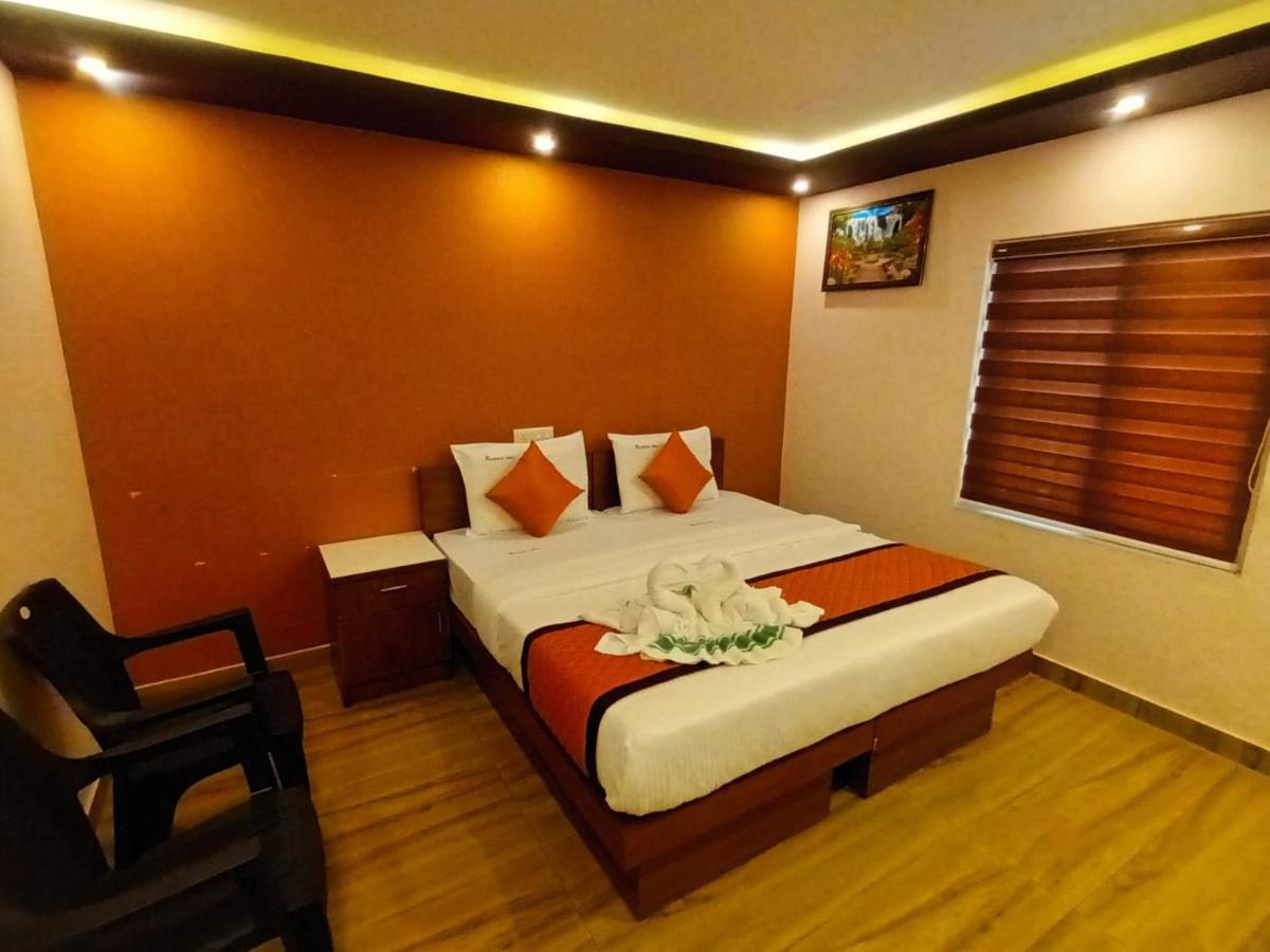 Majestic Inn Thiruvananthapuram Εξωτερικό φωτογραφία
